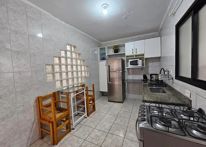 Tupi Vista Mar III Com Varanda - 3 Dormitorios - 50 Metros Da Praia - Com Area De Lazer Piscina E Salao De Jogos - Estacionamento Gratuito