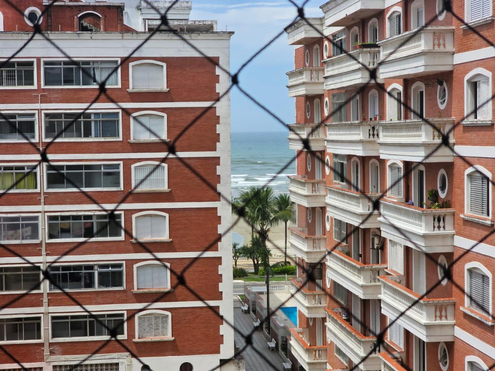 Tupi Vista Mar Iii Com Varanda - 3 - 50 Metros Da - Com Area De Lazer Piscina E Salao De Jogos - Estacionamento Gratuito