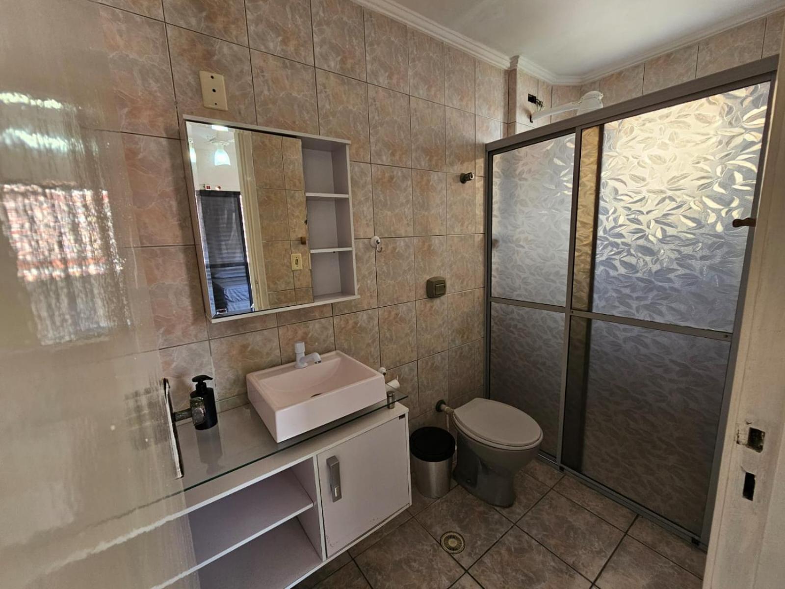 Tupi Vista Mar Iii Com Varanda - 3 - 50 Metros Da - Com Area De Lazer Piscina E Salao De Jogos - Estacionamento Gratuito Praia Grande (Santos)