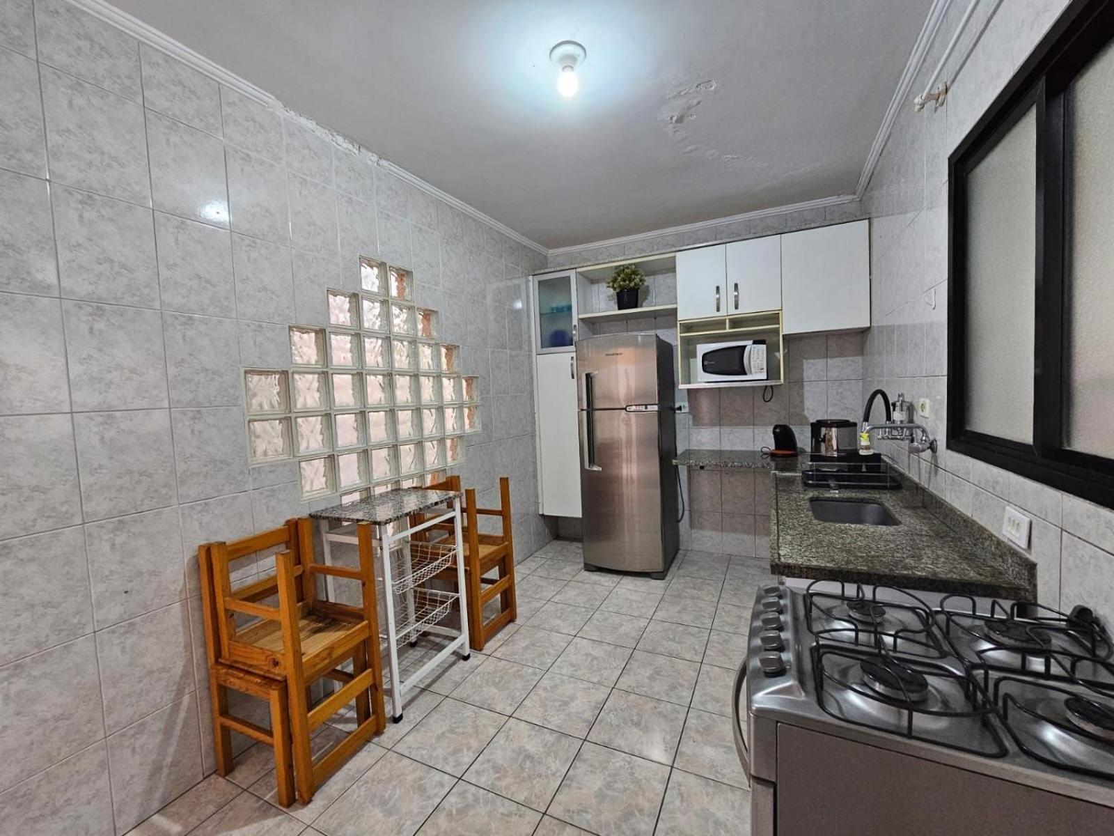 Tupi Vista Mar Iii Com Varanda - 3 - 50 Metros Da - Com Area De Lazer Piscina E Salao De Jogos - Estacionamento Gratuito